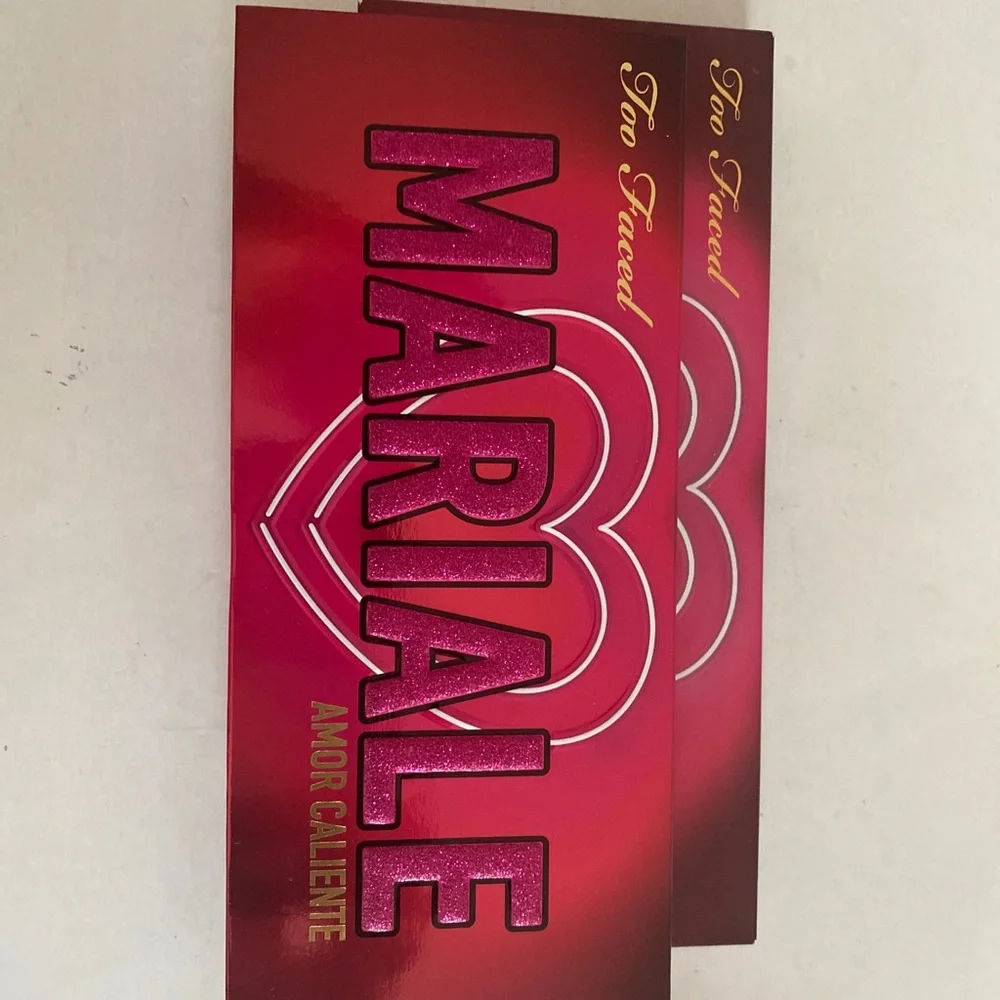 TOO FACED Mariale Amor Caliente Eyeshadow Palette NIB